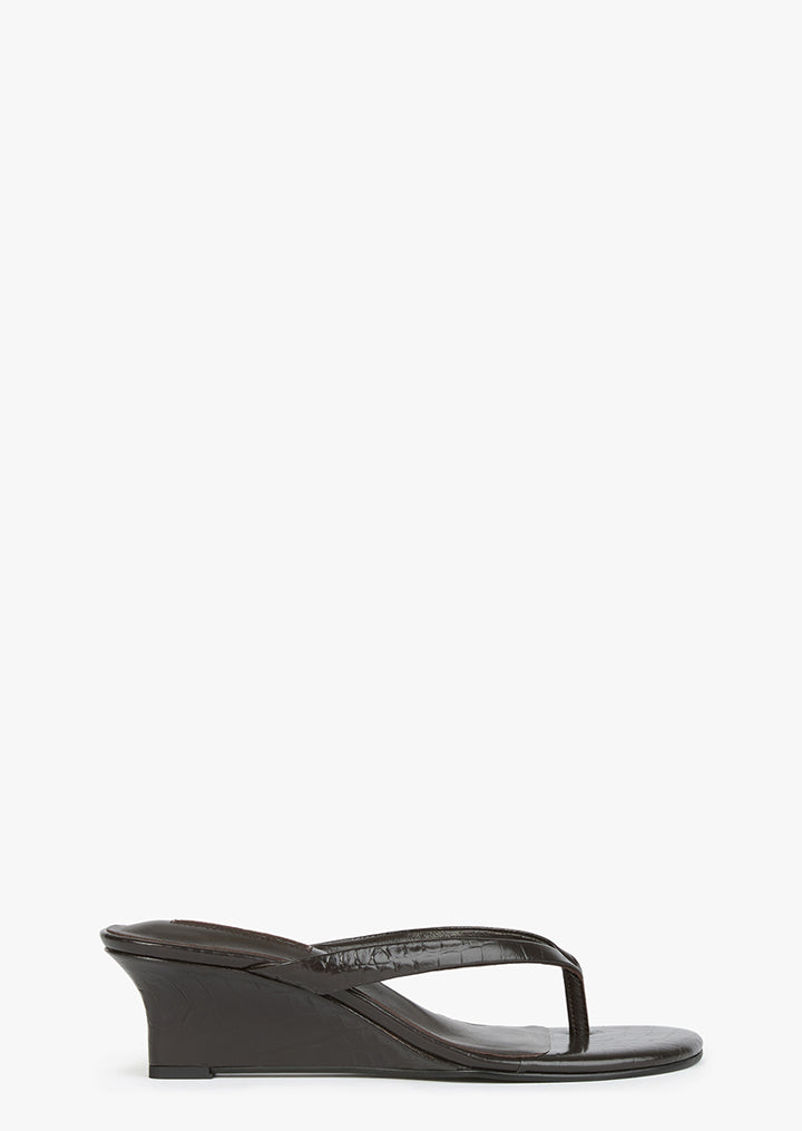 Edgy Choc Croc - Tony Bianco