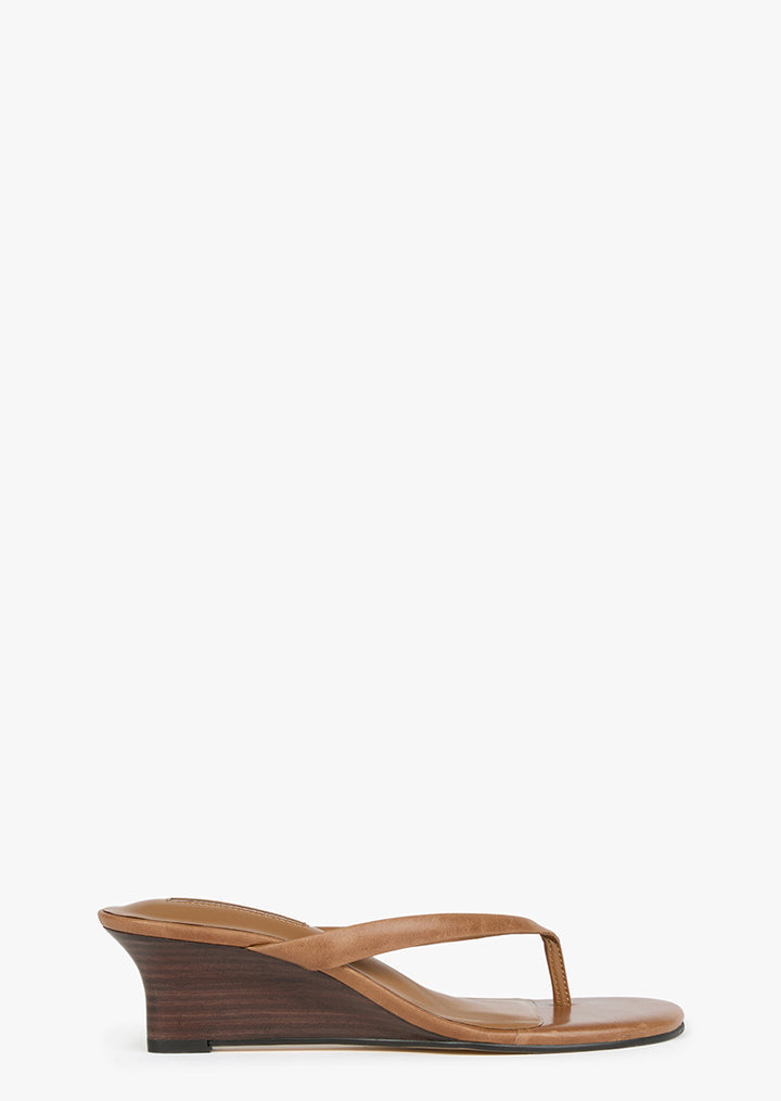 Edgy Tan Vintage - Tony Bianco