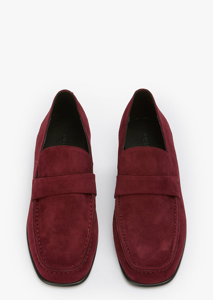 Gigi Vino Suede