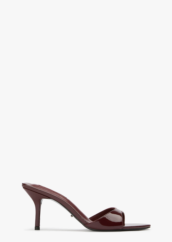 Hallie Vino Patent - Tony Bianco