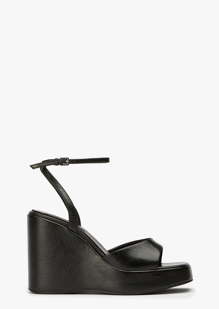 Hilton Black Vintage - Tony Bianco