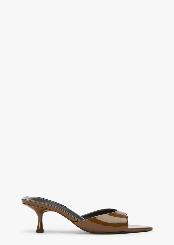 Fluke Mocha Patent - Tony Bianco